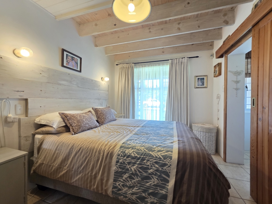 4 Bedroom Property for Sale in Boknesstrand Eastern Cape